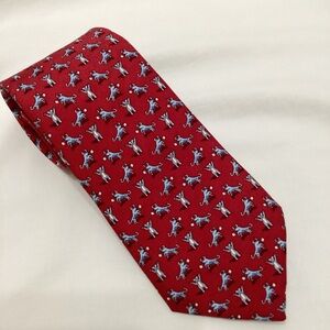 🐂🐻Vineyard Vines Red and Blue Bulls and Bears Patterned Tie